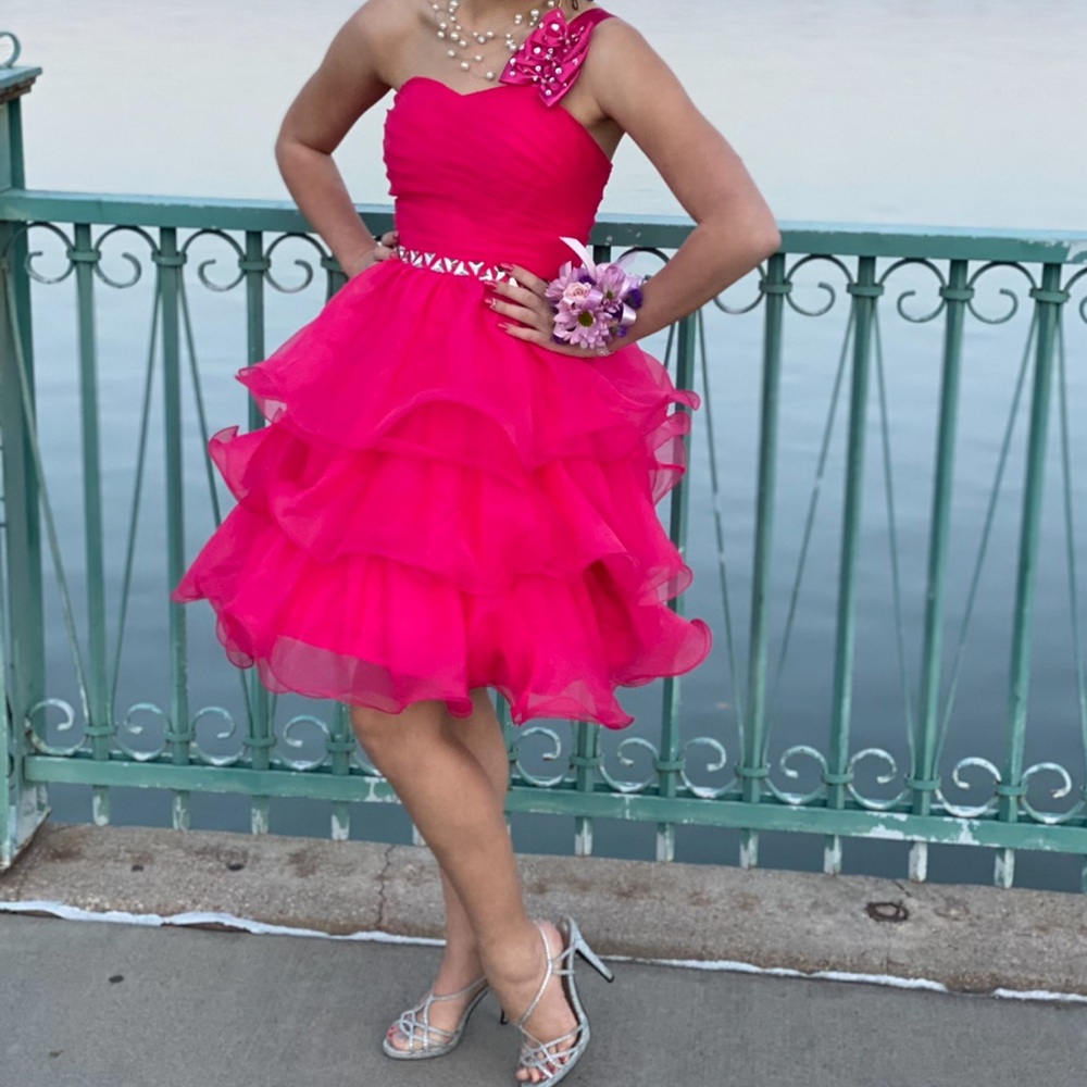 Lili bridal pink puffy dress, perfect for prom, hoco, formal events